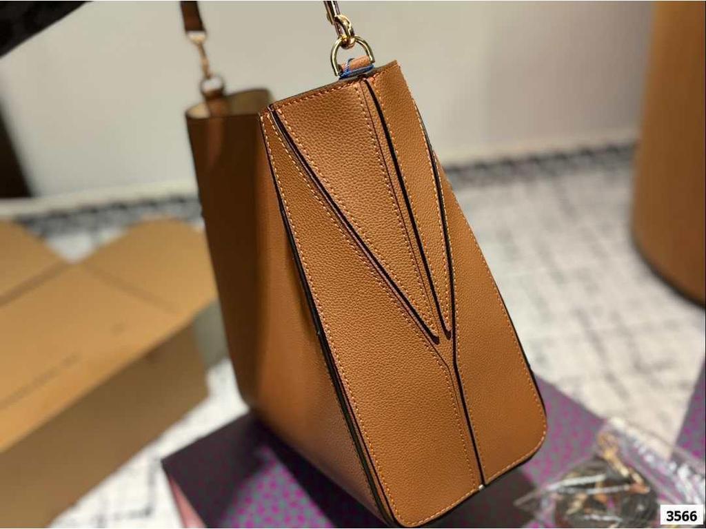 Женская сумка-ведро из коровьей кожи, трансформируемая в плечевую сумку или кроссбоди