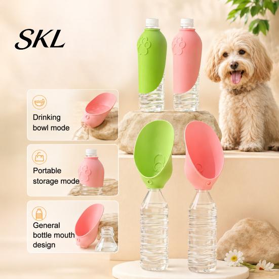 Travel Pet Water Bottle Adapter Dog Adapter, Silicone Foldable Drinking Cup, Portable Feeder, Leak-Proof Dispenser for Standard Bottles Bowl