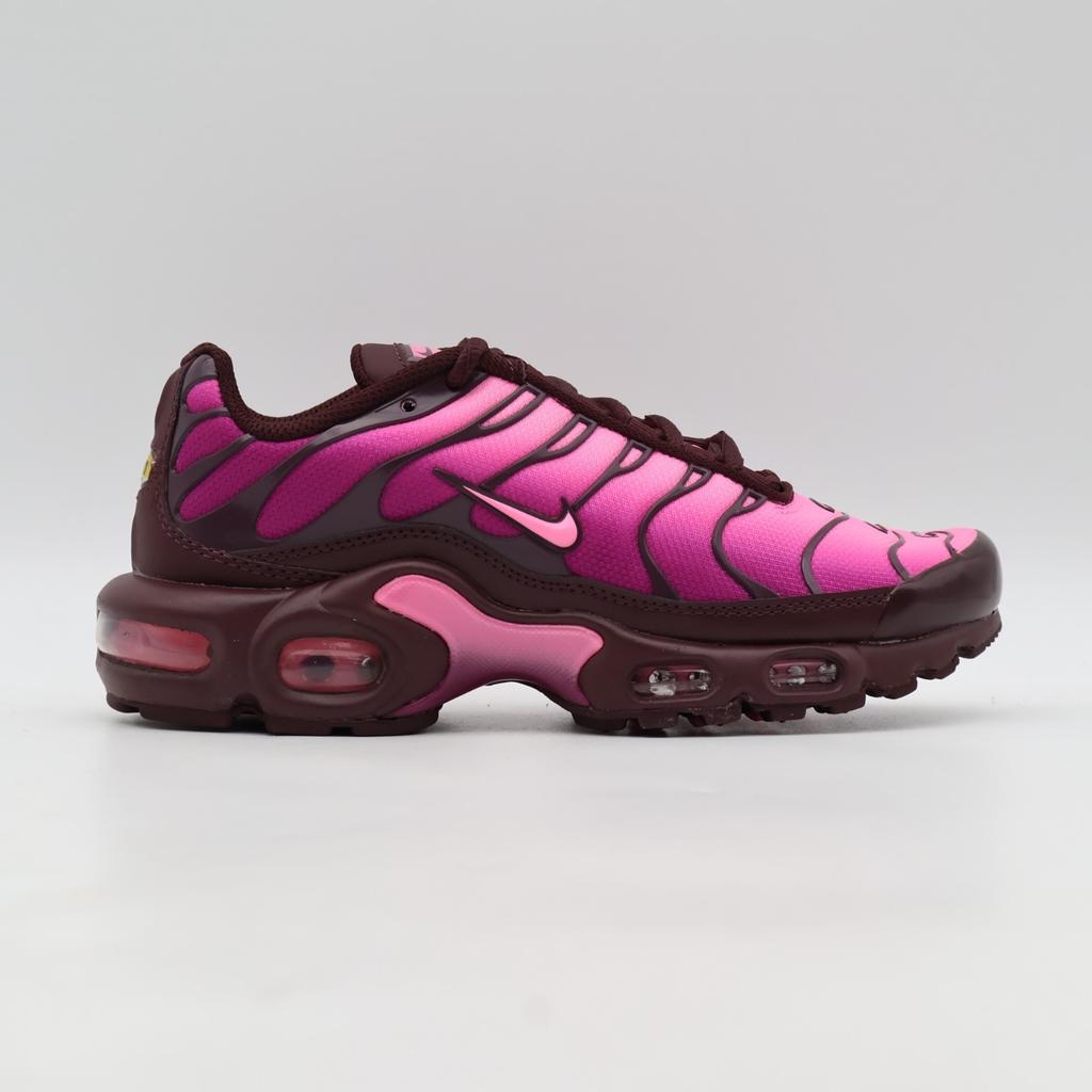 DZ3670-600 Nike Air Max Plus Burgundy Crush Captures Flower Pink Spell (Женский)
