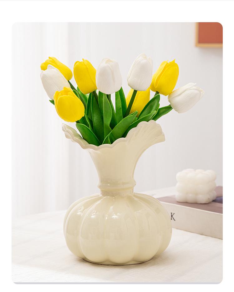 High-End French Ceramic Vase for Living Room - Ideal for Flower Arrangements, Artificial or Dried Flowers, Desktop Decoration