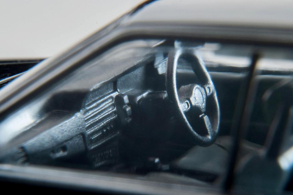 TOMYTEC Tomica Limited Vintage Neo Nissan Skyline HT GTS Twin Cam 24V 1987 Готовый продукт 1/64 LV-N301b 4-дверный черный/серебристый