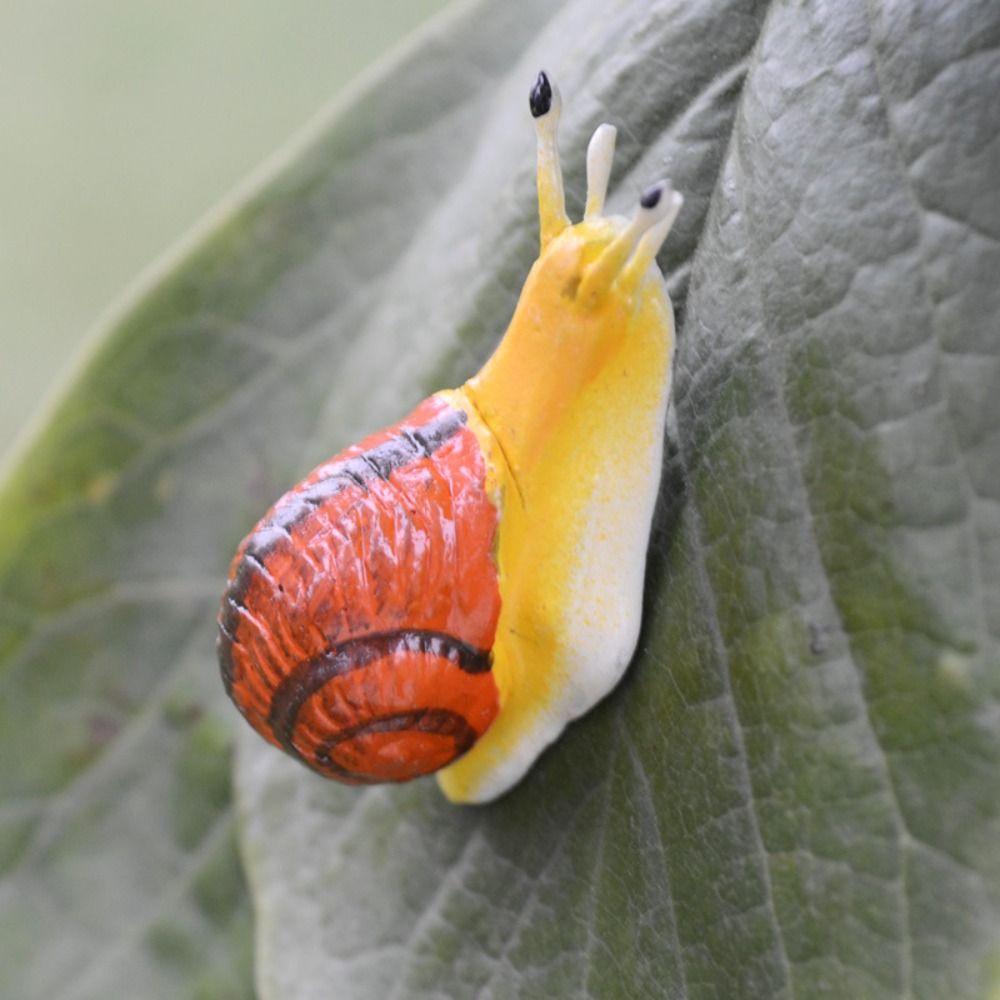 Outdoor Insect Figurine Lifelike Micro Landscape Delicate Insect Fridge Magnet  Home