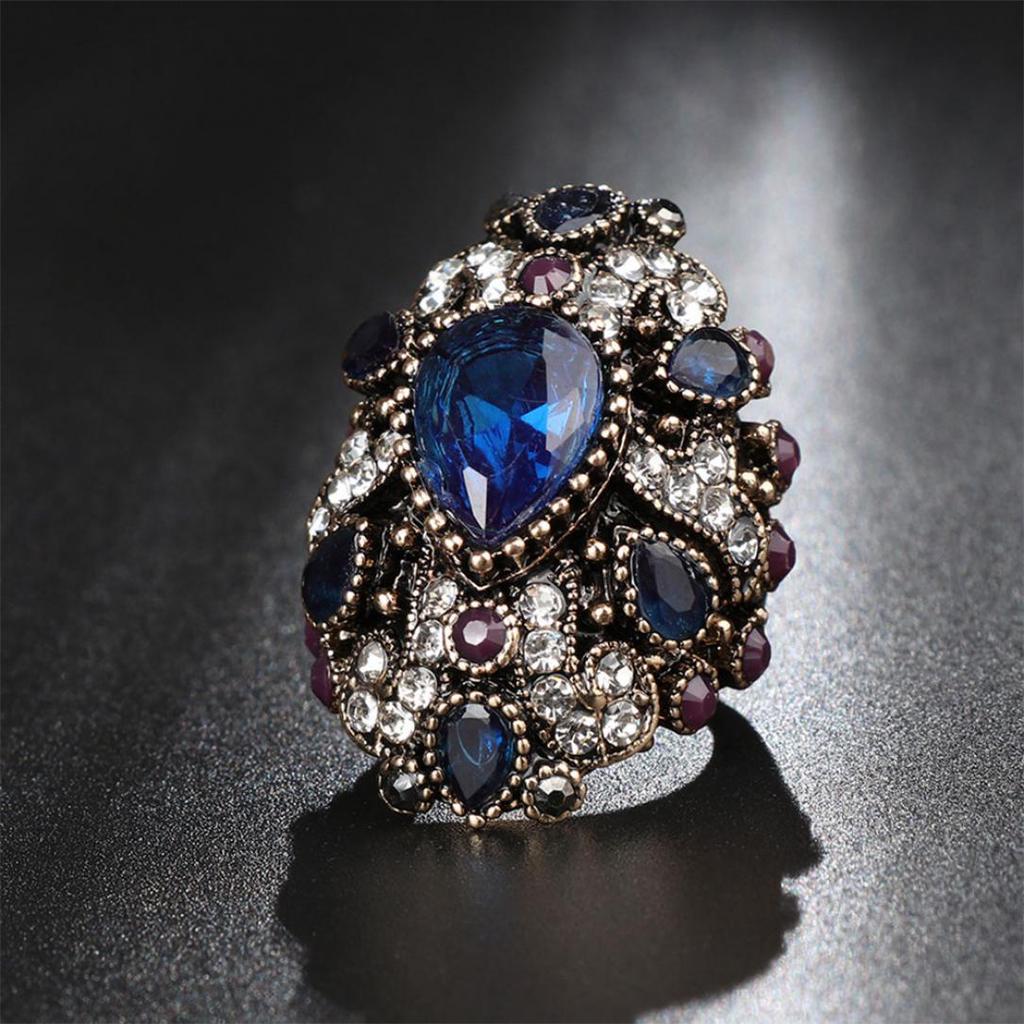 Fashion Shiny Rhinestone Punk Women Finger Ring Statement Jewelry Party Gift
