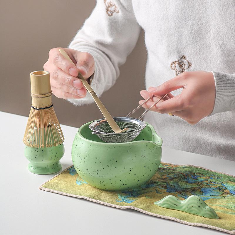 Набор из 4/5/7/8 предметов Традиционный подарочный набор для матча Бамбуковый венчик для матча Совок Керамическая чаша для матча Подставка для венчика Японские чайные наборы