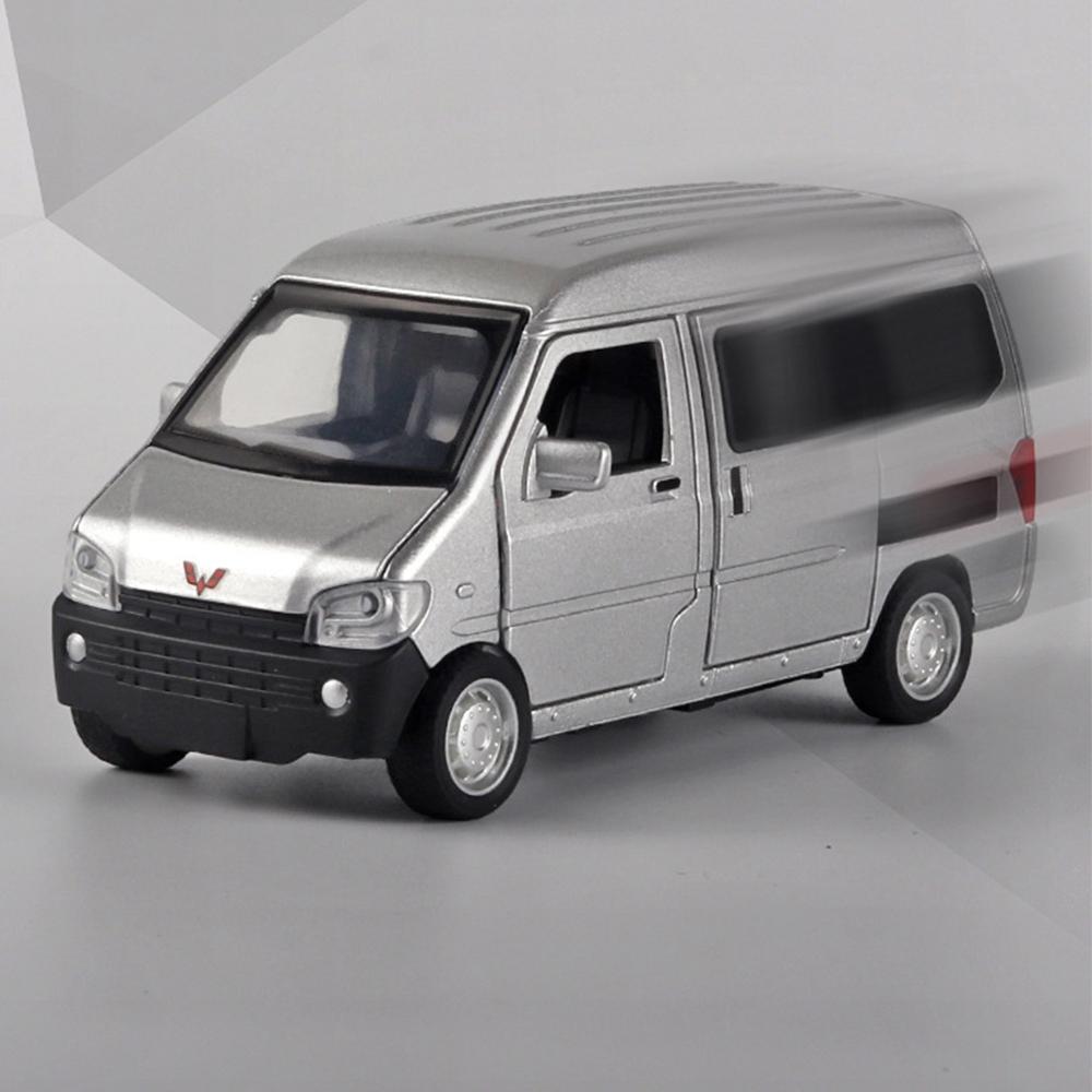 Масштабная модель автомобиля 1/32 для начальной буквы WULING Fan MPV, металлическая модель автомобиля, звук и свет, игрушка с откатом, изысканный подарок на выбор
