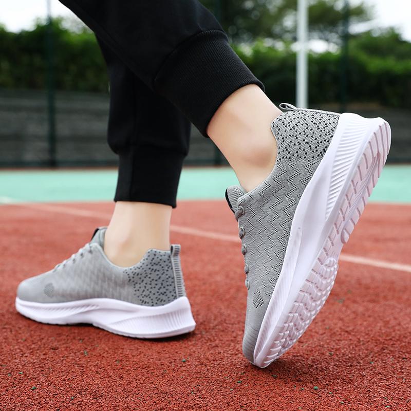 Мужская обувь Легкие кроссовки для бега с мягкой подошвой высокого качества для тренировок Дышащие повседневные сетчатые кроссовки для бега Мужской теннис