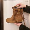 Ретро стиль квадратный носок замшевые с бахромой ремешок толстый каблук полусапожки женские осень 2025 новый рукав универсальные сапоги с бахромой
