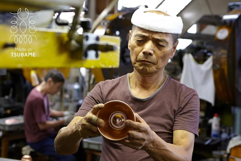 Kalita Stainless Steel Coffee Dripper Wave Series Handcrafted by Tsubame Craftsman For 2 To 4 People Made In Japan Drip Utensil for 2 People For 4