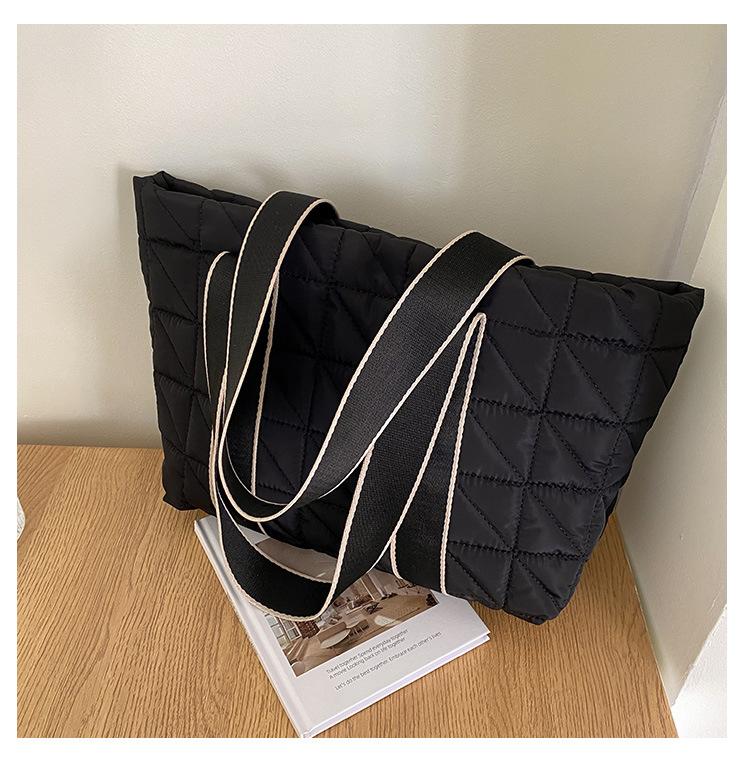 Пуховая сумка женская новая модная повседневная ромбовидная нейлоновая сумка-тоут трендовая повседневная сумка большой вместимости
