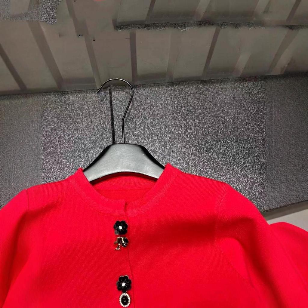 Xiangjia 2025 A/W Multi-Button Round Neck Knit Cardigan - Elegant & Versatile Short Jacket