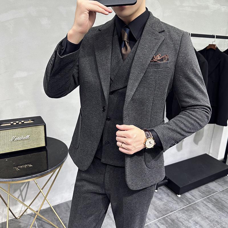 Men's Slim Fit Woolen Three-Piece Suit: One-Button, Autumn/Winter, Business/Wedding/Groomsmen.