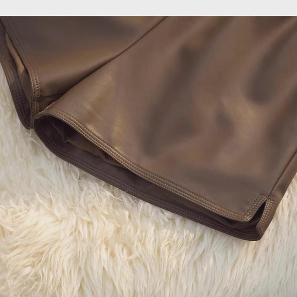 Женские шорты А-силуэта из искусственной кожи с высокой талией на осень/зиму 2023 года — облегающие, модные широкие брюки-ботфорты