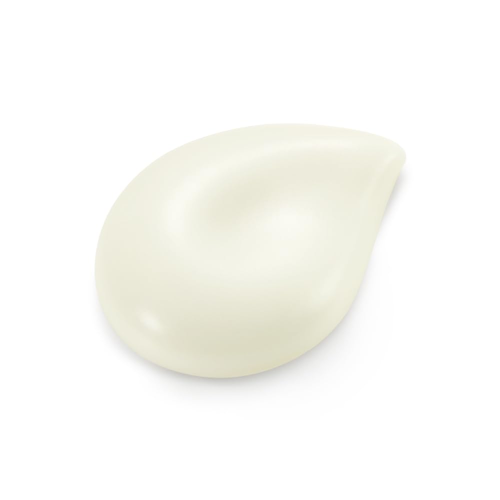 est UV Protection Cream UV Emulsion 30g Moisturizing yet texture that blends well into the SPF50+ PA++++ Sweat-resistant formula. non-greasy skin.