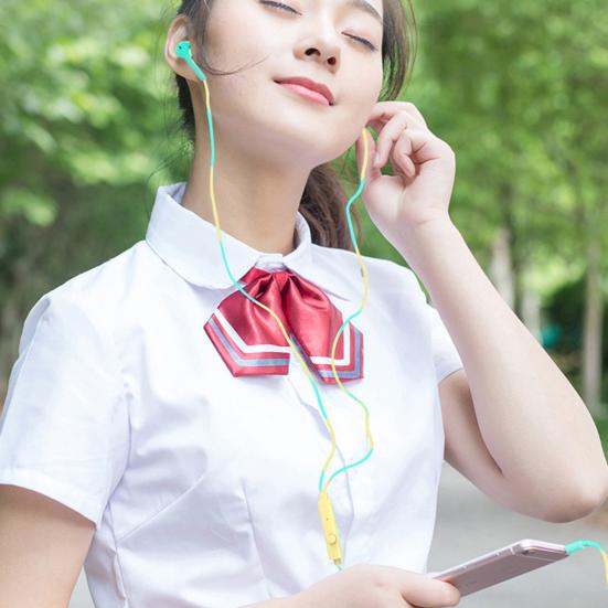 Наушники с микрофоном Музыкальный плеер Прочный кабель Стильные наушники-вкладыши с проводным управлением для путешествий