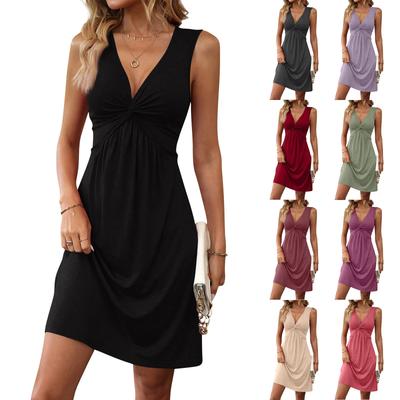 Женское летнее платье без рукавов с V-образным вырезом, завязанным узлом на груди и плиссированной талией