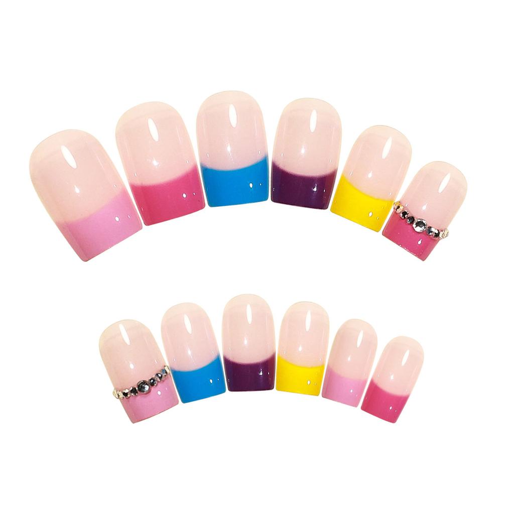 Manicure Wearable Nails Can Be Removed Repeatedly for Fake Nail Pieces and Diamonds. Wearable Women's Waterproof Nail Patches