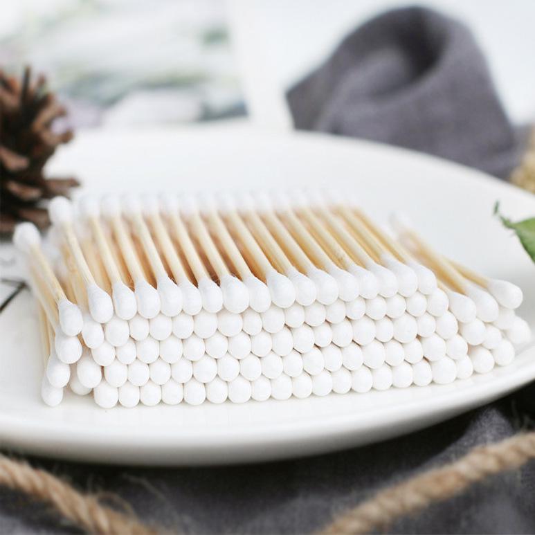 Box of 200 Double-Headed Bamboo Cotton Swabs for Ear Cleaning & Makeup Removal