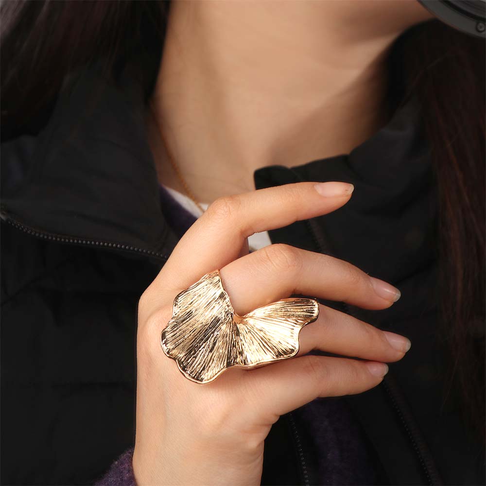 Pleated Design Ginkgo Leaf Ring Three-dimensional Texture Fan-Shaped Ring Index Finger