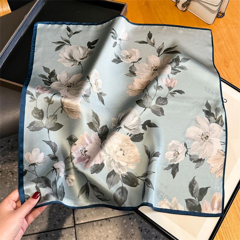 100% Silk Scarf Plum Blossom Pattern Square Scarves for Women Wrap Kerchief Mulberry Silk Bandana Fashion Luxury Headband Hijab