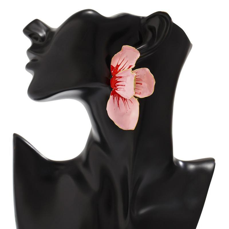 Sweet Dripping Oil Metal Pink Flower Earrings for Women Fashion 3D Folding Floral Stud Earring Ear Hooks Jewelry Accessories
