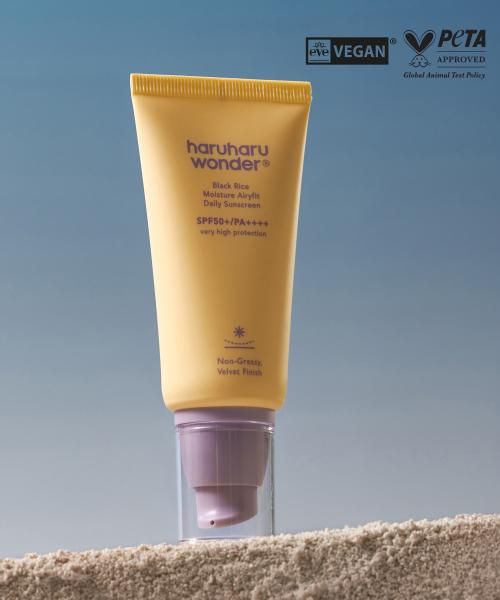 HARUHARU WONDER Солнцезащитный крем для лица Black Rice Moisture Airyfit Daily Sunscreen 50 мл