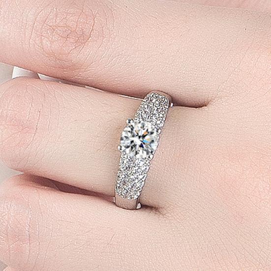 Кольцо с цирконием, изысканное мастерство, блестящая геометрическая полировка, ослепительный долговечный ювелирный аксессуар, женское обещание