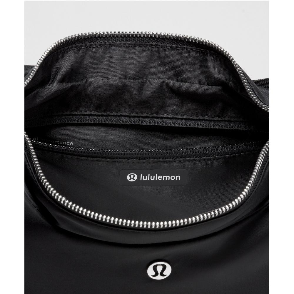 Сумка через плечо Lululemon City Essential Blk