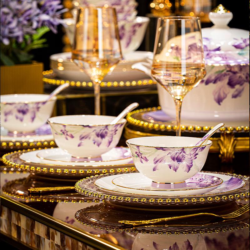 Роскошный набор посуды из костяного фарфора с золотой росписью «Гочао»: Новый подарочный набор из миски и тарелки в китайском стиле.