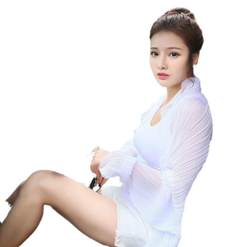 Summer Women's Chiffon Sun Protection Pleated Shawl Scarf - Versatile, Breathable Cardigan for Driving, Cycling, and Beach Sunscreen.