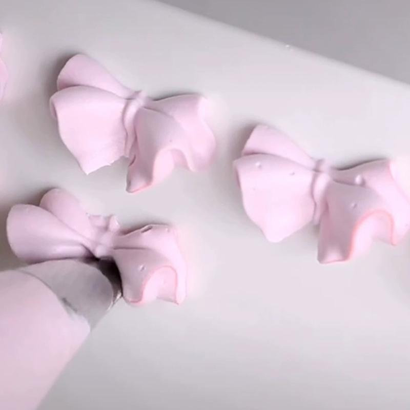 Bow Tie Piping Tip Stainless Steel Leaf Lily Fondant Cream Squeeze Nozzle Cookie Cake Decorating Kitchen Baking Tools