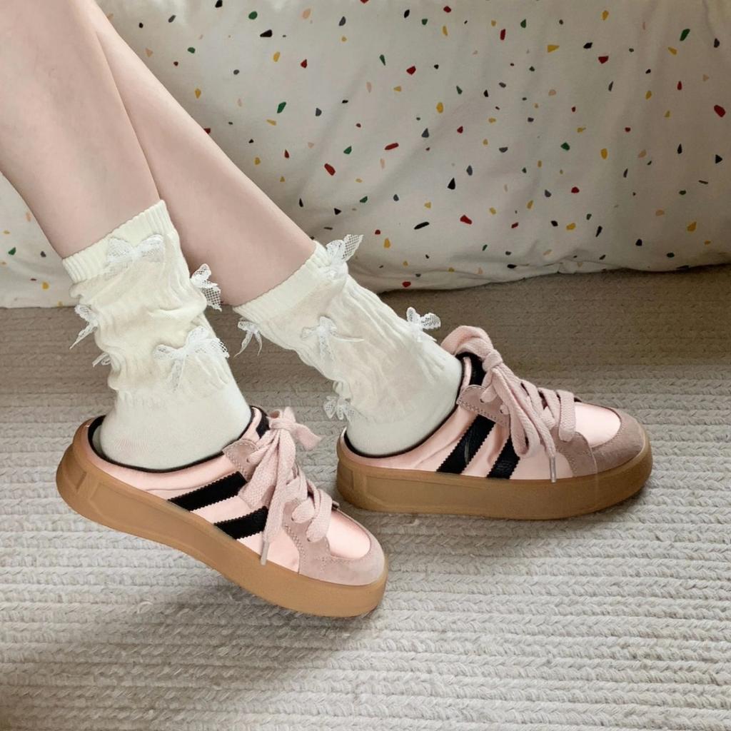 Полушлепанцы с толстой подошвой в стиле ретро баотоу женские летние 2024 новинка ленивые слипоны универсальная повседневная обувь