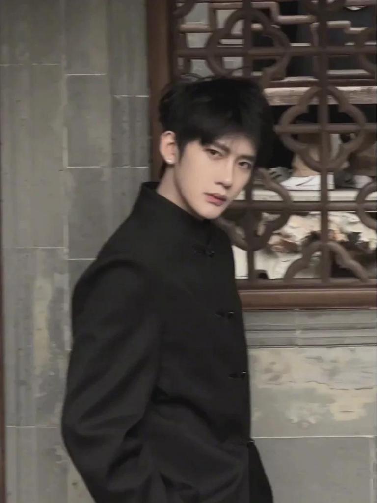 Стильный мужской костюм Чжуншань: Высококачественная, элегантная, повседневная куртка в китайском стиле с воротником-стойкой