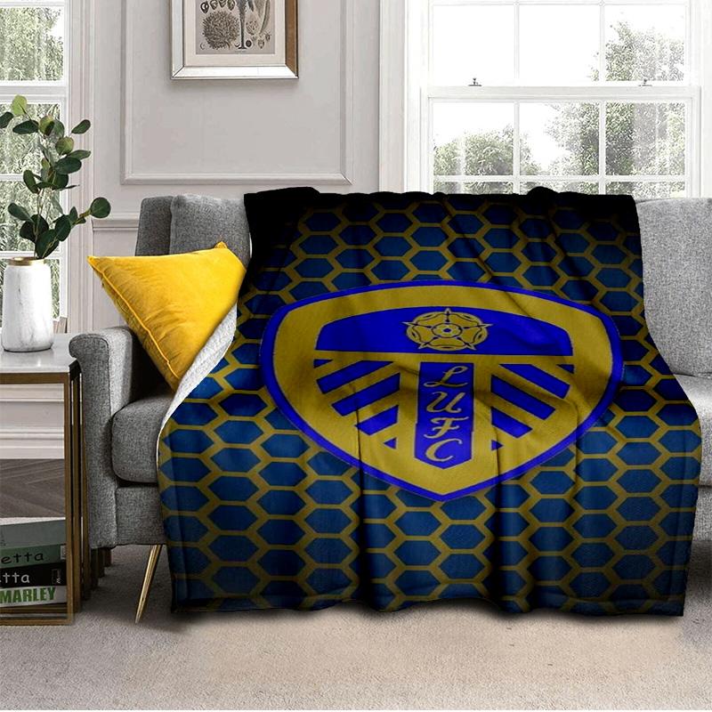 Leeds Crest Design Printed Throws Blanket Soft Flannel Blankets for Couch Bed Gifts for Men Women Picnic blanket Christmas gifts