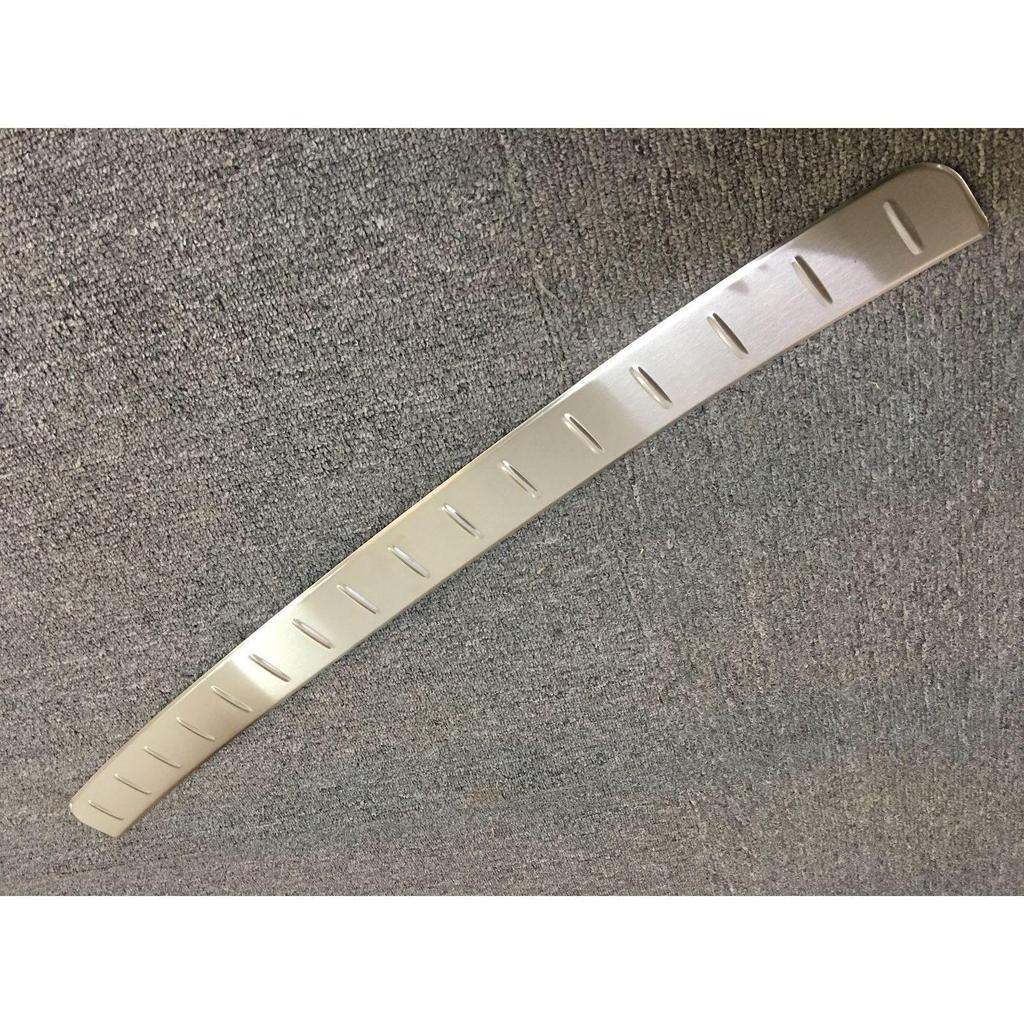 Защитная полоса на задний бампер из нержавеющей стали для Camry 2018 года