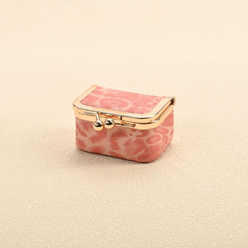 Мини Шкатулка для украшений из ПУ кожи с замком-поцелуем, леопардовый узор, портативный чехол для хранения наушников, Кошелек для монет, Кольца, Ожерелья, Органайзер для путешествий для женщин
