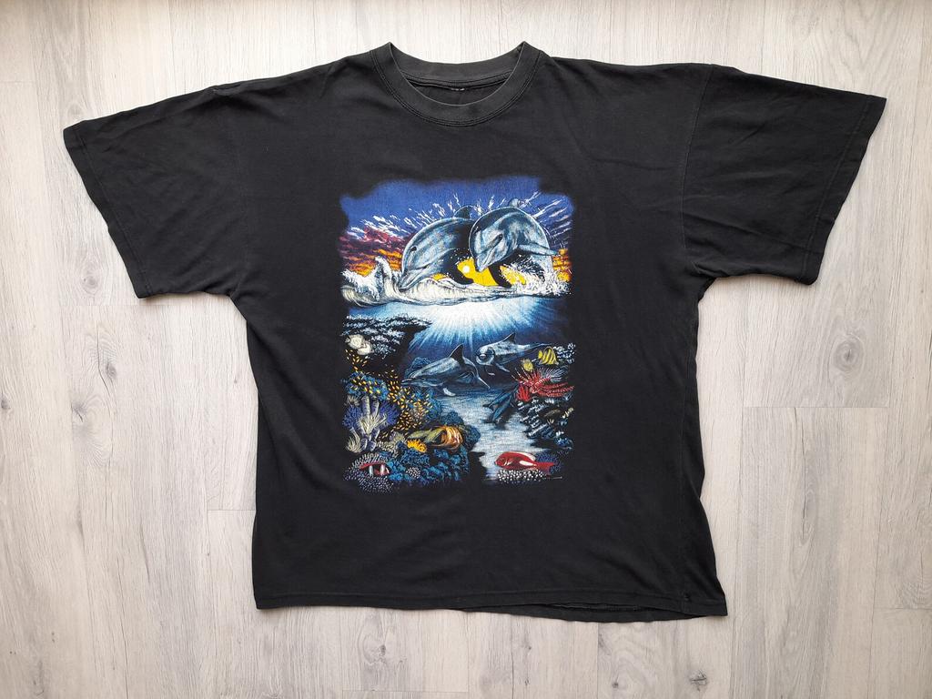 Vintage 90s Dolphin color Graphic shirt ,Dolphins jumping out of the water tee ,underwater world ,Zip It London Dolphins tee,90s Dolphin Tee