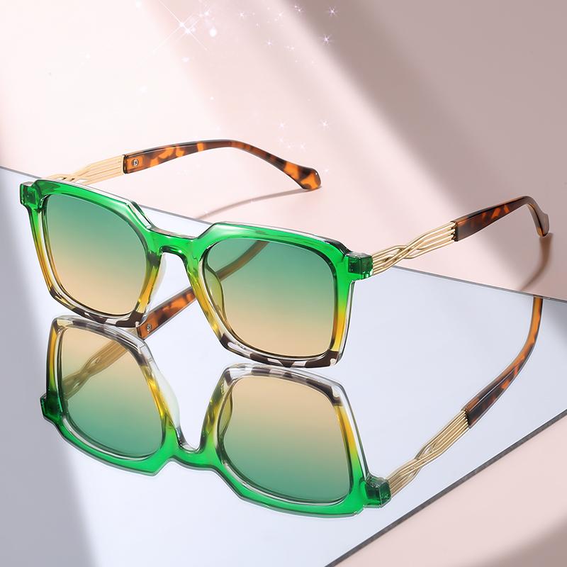 New Trendy Clear Square Sunglasses with Blue Pink Gradient Lens, Gold Twisted Temple Fashion Eyewear for Men & Women Daily Wear