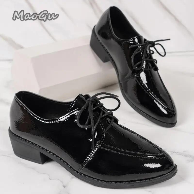 Модная элегантная лакированная обувь для платья женская 2025 весна-лето модный острый носок толстый каблук одинарная обувь большой размер 43 лоферы