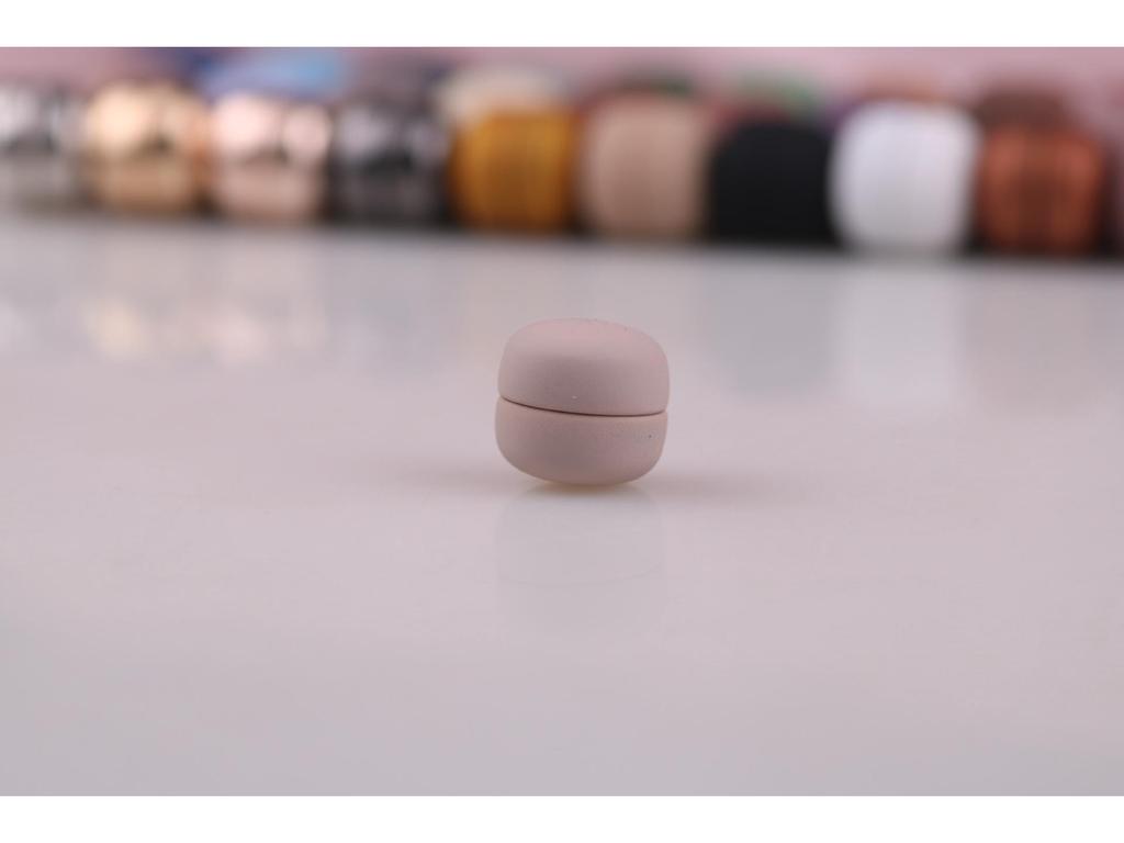 Магнитная брошь-зажим для шарфа «Макарон»: Не оставляющий следов, не повреждающий аксессуар для шали и головного платка.