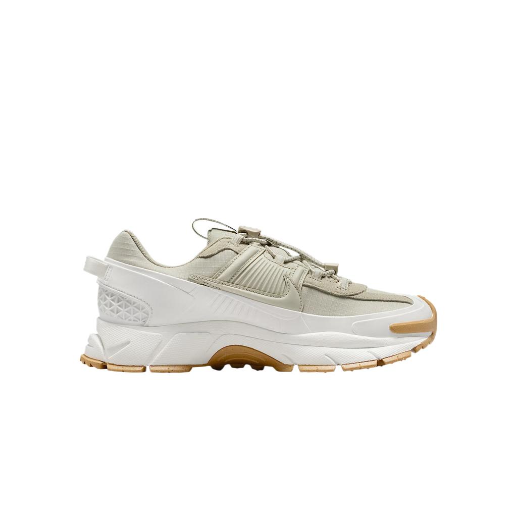 Nike Zoom Vomero 5 Roam Зимние Парусник Светлый Камень Резина Женские Кроссовки Кремовый Резина Светло-Коричневый Гоночный Синий HQ2181-100