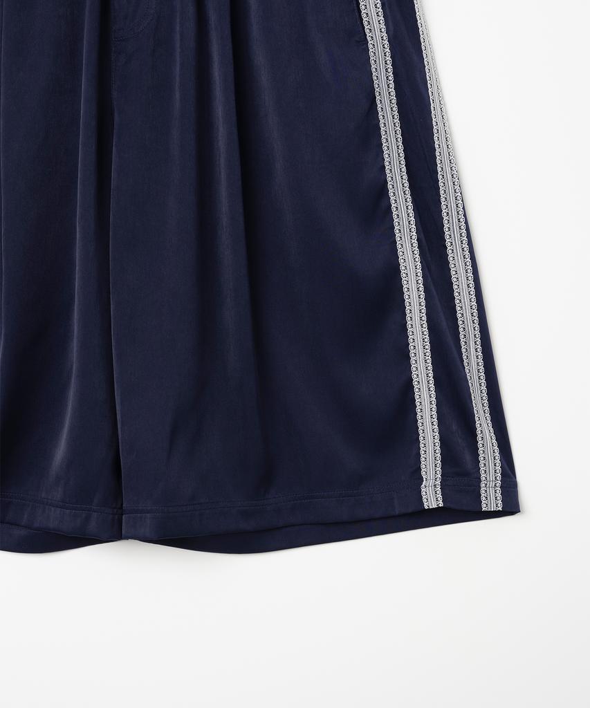 MILLO WOMEN Satin Lace Track Shorts [Navy]