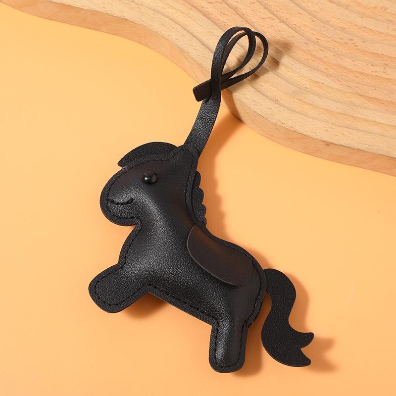 Women'S Bag Pony Keychain Pendant High Quality Pu Leather Horse Ornament Handmade Stitching Charm Fashion Accessories Gift