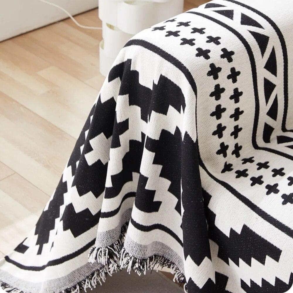 Boho Geometric Throw Blanket Chenille Sofa Towel Cover Both Sides Universal Four Seasons Simple Non Slip Sofa Cushion Cover