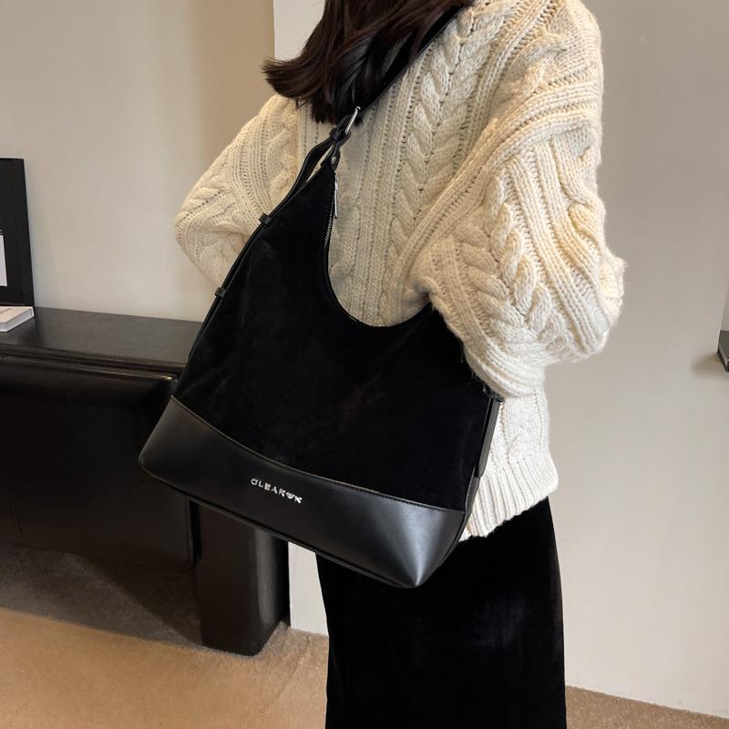 Сумка большой вместимости женская осенне-зимняя универсальная 2025 новая ретро на плечо кроссбоди сумка-ведро женская сумка-тоут для通勤