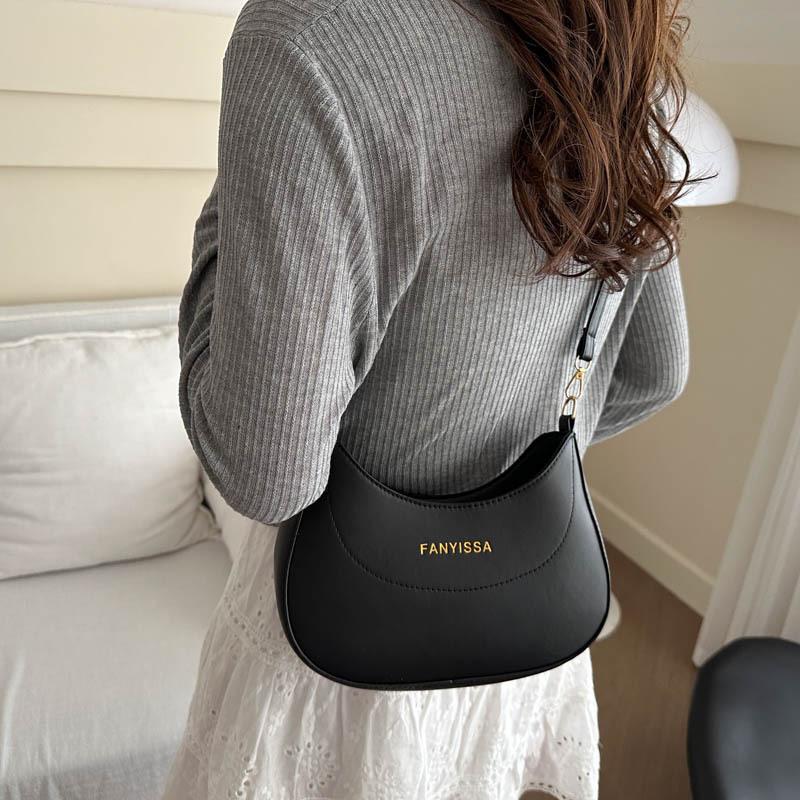 Простая и модная сумка для поездок на работу в форме полумесяца Простая и модная сумка через подмышку Новая летняя сумка через плечо высокой стоимости