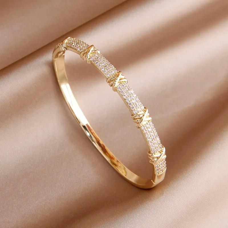 Classic Luxury Zirconia Cross Letter D Charm Bracelets For Women Fashion Brand Jewelry Elegant Knot Bangle