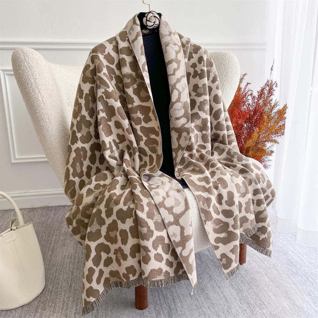 New Winter Shawl Scarves Wrap Design Cashmere Scarf Women Warm Fashion Pashmina Femal Poncho Neckerchief Echarpe Bandana