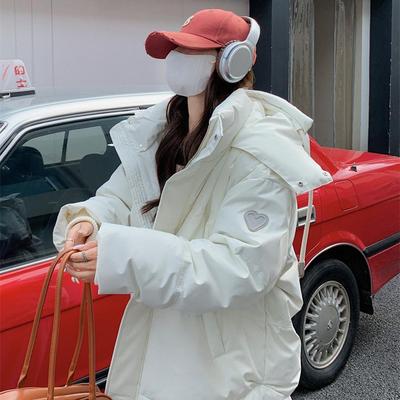 Осенне-зимняя куртка с хлопковой подкладкой. Женское короткое стильное пуховое хлопковое пальто с хлебом.