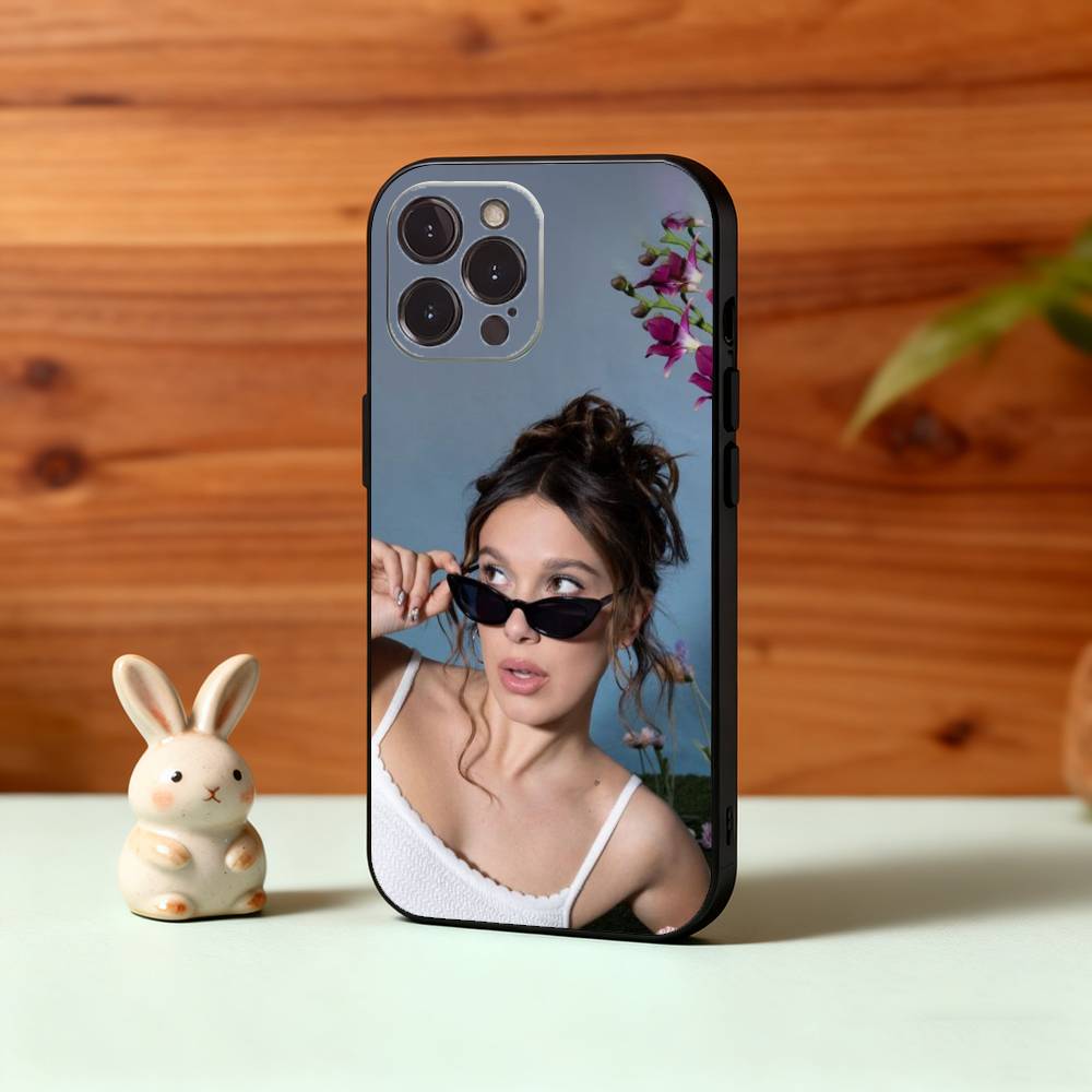 Чехол для телефона Singer MMB M-Millie Bobby B-Brown Для iPhone17,16,15,14,13,12,Plus,Pro Max, 5G Другие Мягкий Черный Чехол