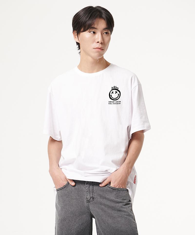 ARTISTWEAR [Atw] Smiley Short Sleeve Tee